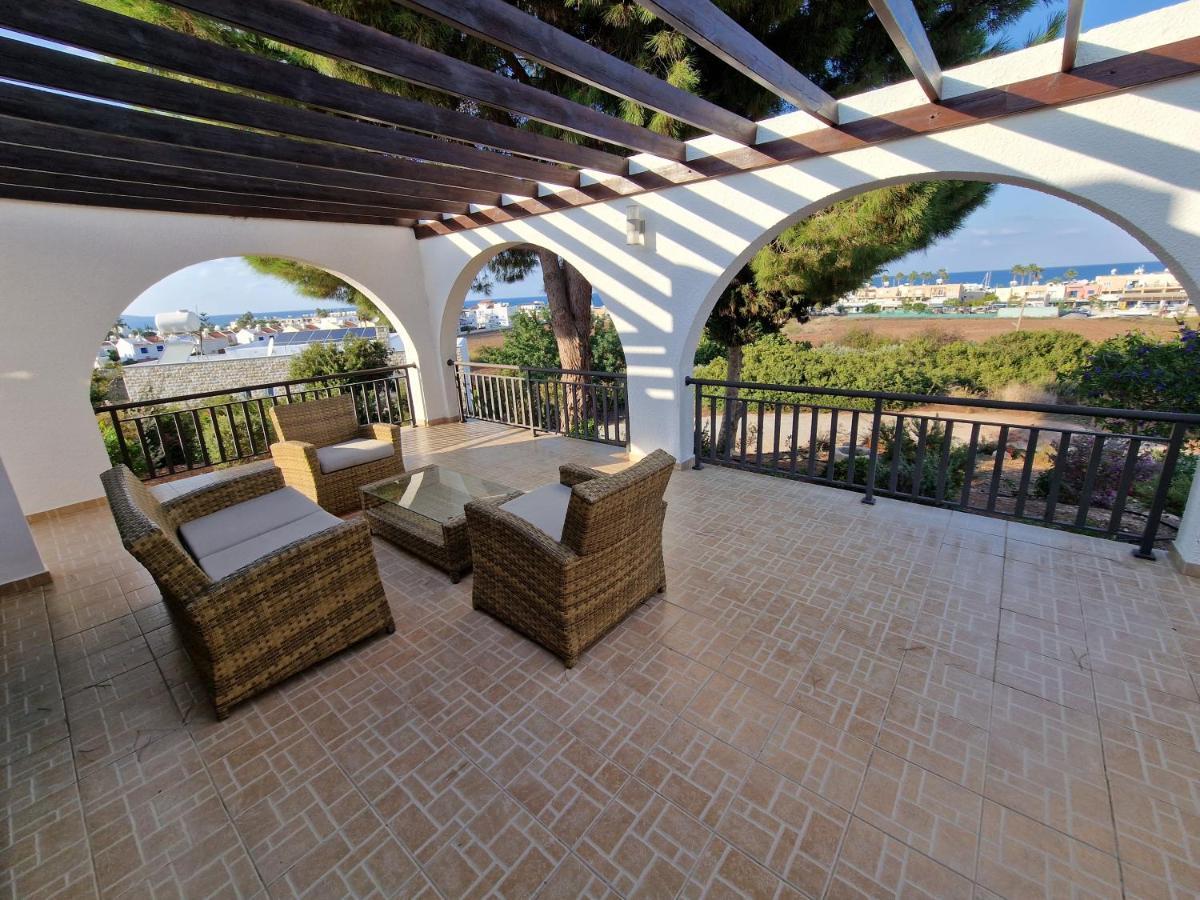 The Belvedere Villa Latchi 外观 照片