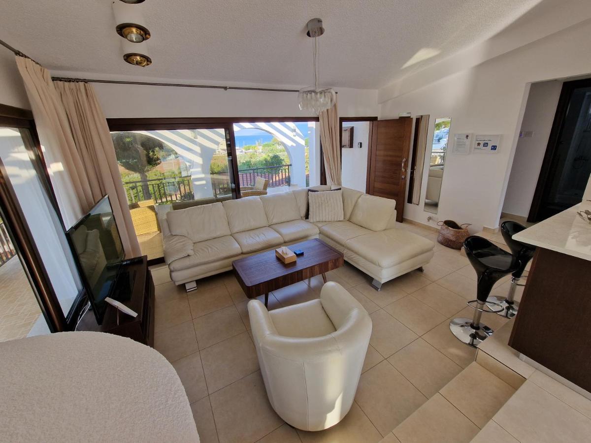 The Belvedere Villa Latchi 外观 照片